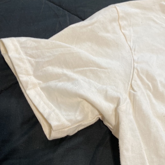 Gildan softstyle natural cotton T shirt. Never worn!! - Picture 3 of 4